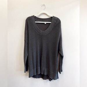 🧡 SOLD 🧡 American Eagle Outfitters Sweater